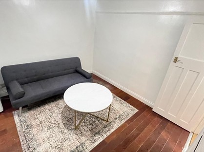 1 Bed Flat, New North Road, IG6