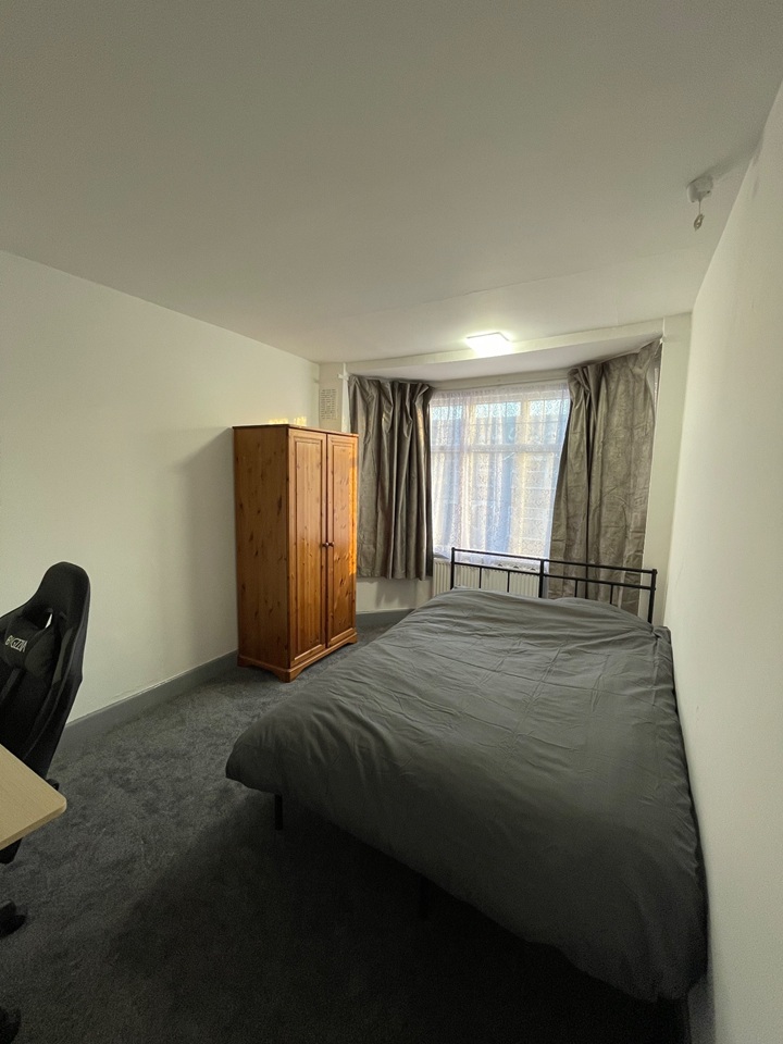 Additional image 3 of Room in a Shared House, Standard Avenue, CV4, N1 7GU