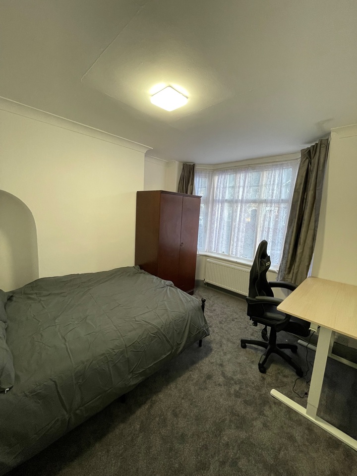 Additional image 4 of Room in a Shared House, Standard Avenue, CV4, N1 7GU
