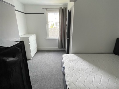 Room in a Shared House, Stangray Avenue, PL4