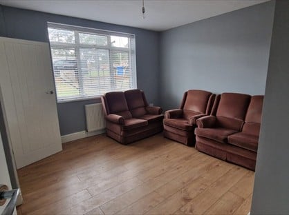 3 Bed Terraced House, Albert Drive, GU21