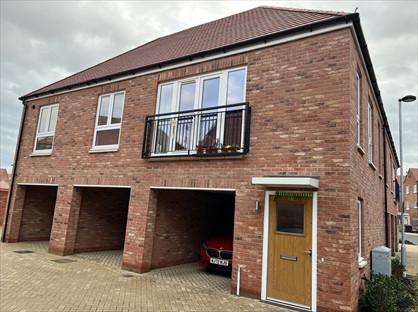 2 Bed Semi-Detached House, Harris Crescent, CM1