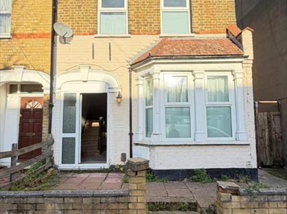 3 Bed Semi-Detached House, Northfield Road, EN3
