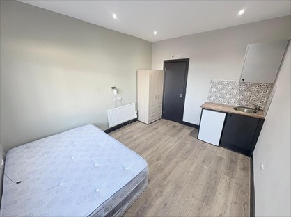 Studio Flat, Coulsdon Road, CR3