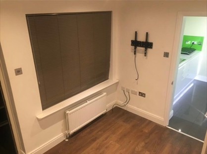 Studio Flat, Hanbury Walk, DA5