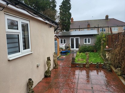 1 Bed Semi-Detached House, Stafford Road, SM6