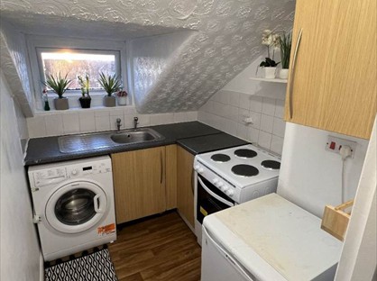 Studio Flat, Wendover Road, HP21