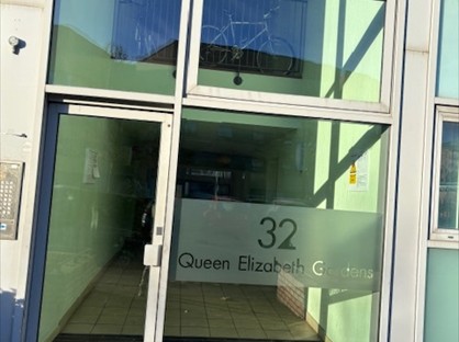 2 Bed Flat, Queen Elizabeth Gardens, G5