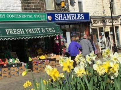 3 Bed Terraced House, West Ave, BB18