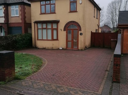 3 Bed Detached House, Bridge Cross Road, WS7