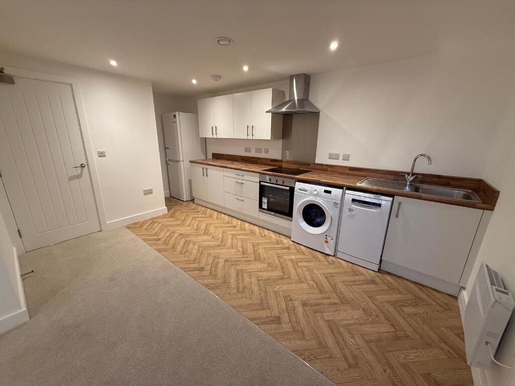 Additional image 2 of 1 Bed Flat, Curzon Street, DE1, N1 7GU