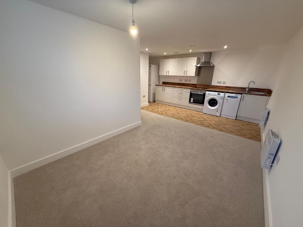 Additional image 6 of 1 Bed Flat, Curzon Street, DE1, N1 7GU