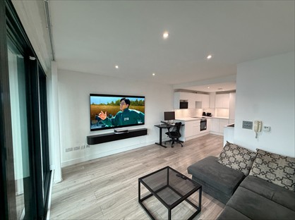 1 Bed Flat, Beetham Tower, M3