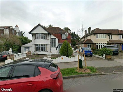 Room in a Shared House, Calverley Court, BR3
