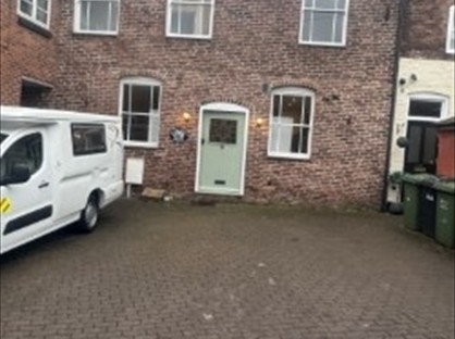 3 Bed Semi-Detached House, Dog Lane, DY12