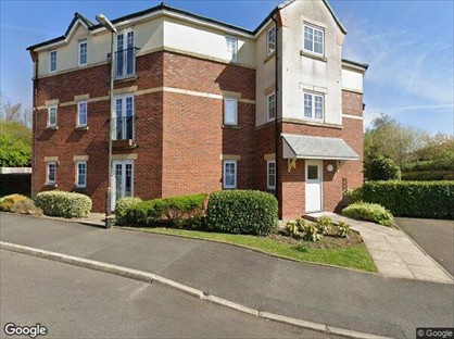 2 Bed Flat, Prestwood Close, M41