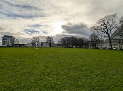 1 Bed Flat, Mount Wise Crescent, PL1