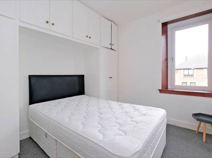 2 Bed Flat, School Drive, AB24