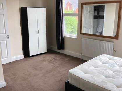Room in a Shared House, Station Road, RG1