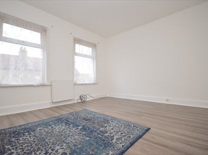4 Bed Terraced House, Cruikshank Road, E15