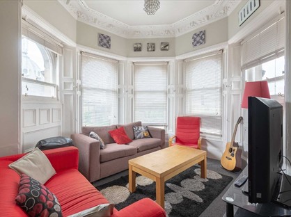 5 Bed Flat, Whitehall Street, DD1