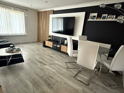 2 Bed Flat, Main Street, G40