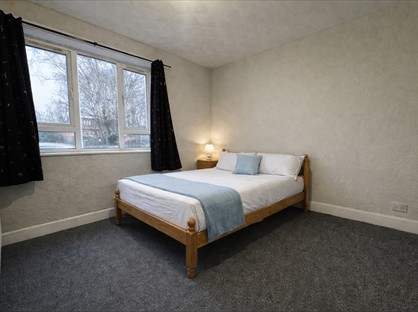 1 Bed Flat, Derby Road, SO14