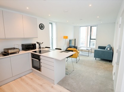 1 Bed Flat, Wharf End, M17