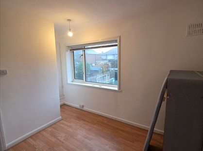 Room in a Shared House, Thursley Road, SE9