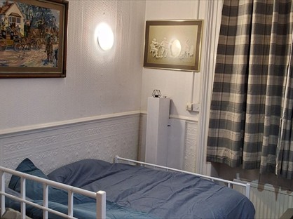 Studio Flat, Bond Street, WF13