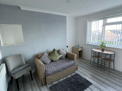 Studio Flat, Chindit Close, L37