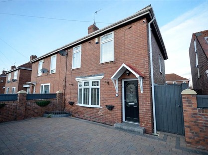3 Bed Semi-Detached House, Friary Gardens, NE10