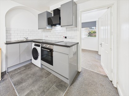 1 Bed Flat, Park End Road, GL1