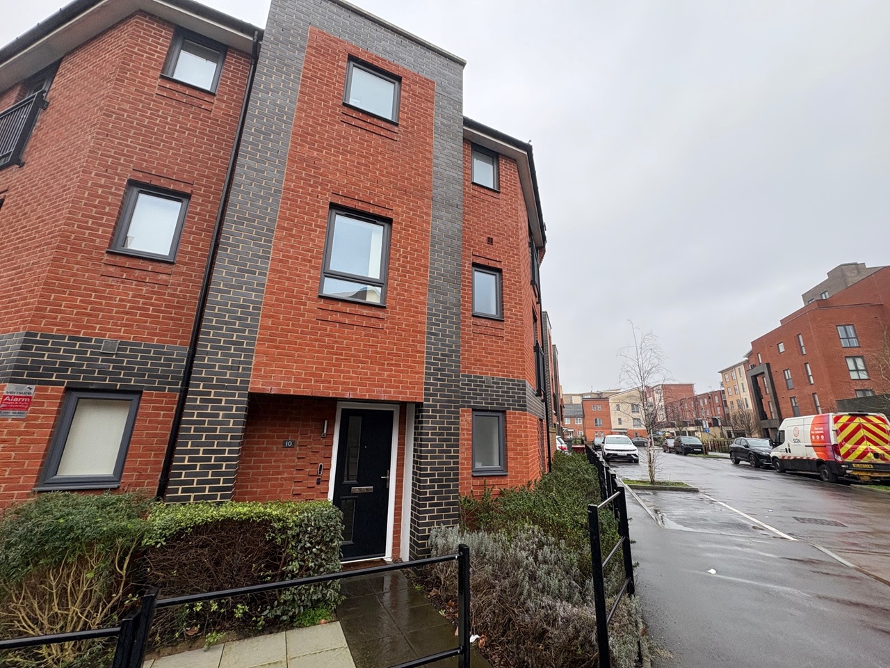 Additional image 3 of 4 Bed Detached House, Nightingale Way, RG30, N1 7GU