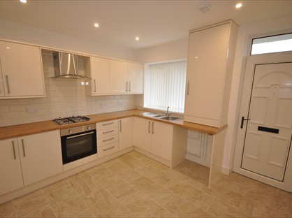3 Bed Terraced House, High Street, CF42