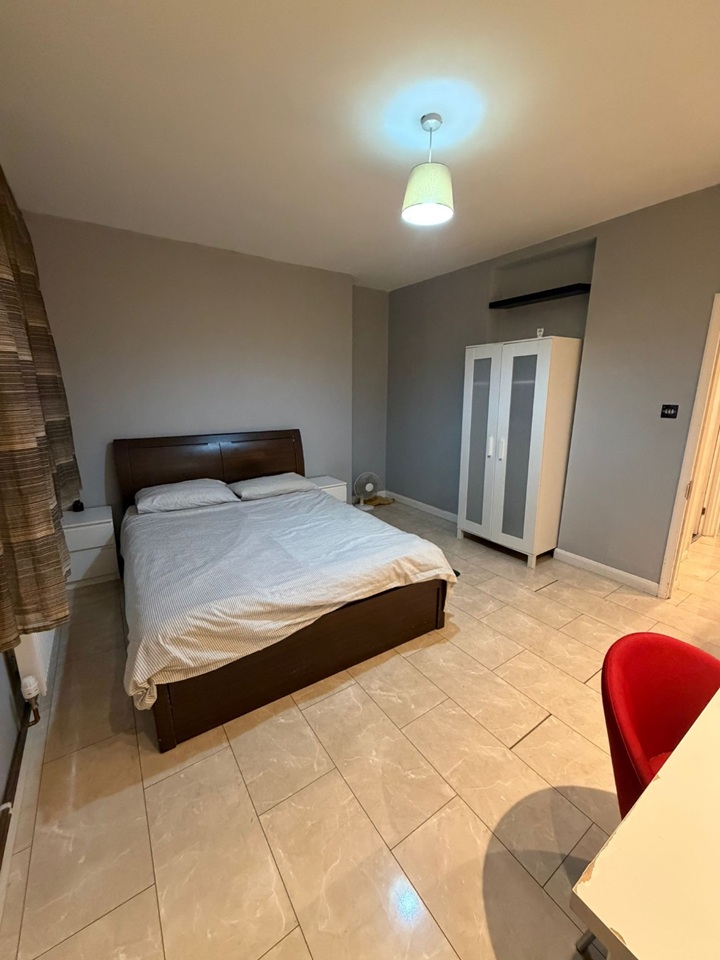Room in a Shared Flat, Lowood St, E1 photo 2