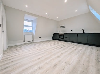 3 Bed Flat, Victoria Road, TN13