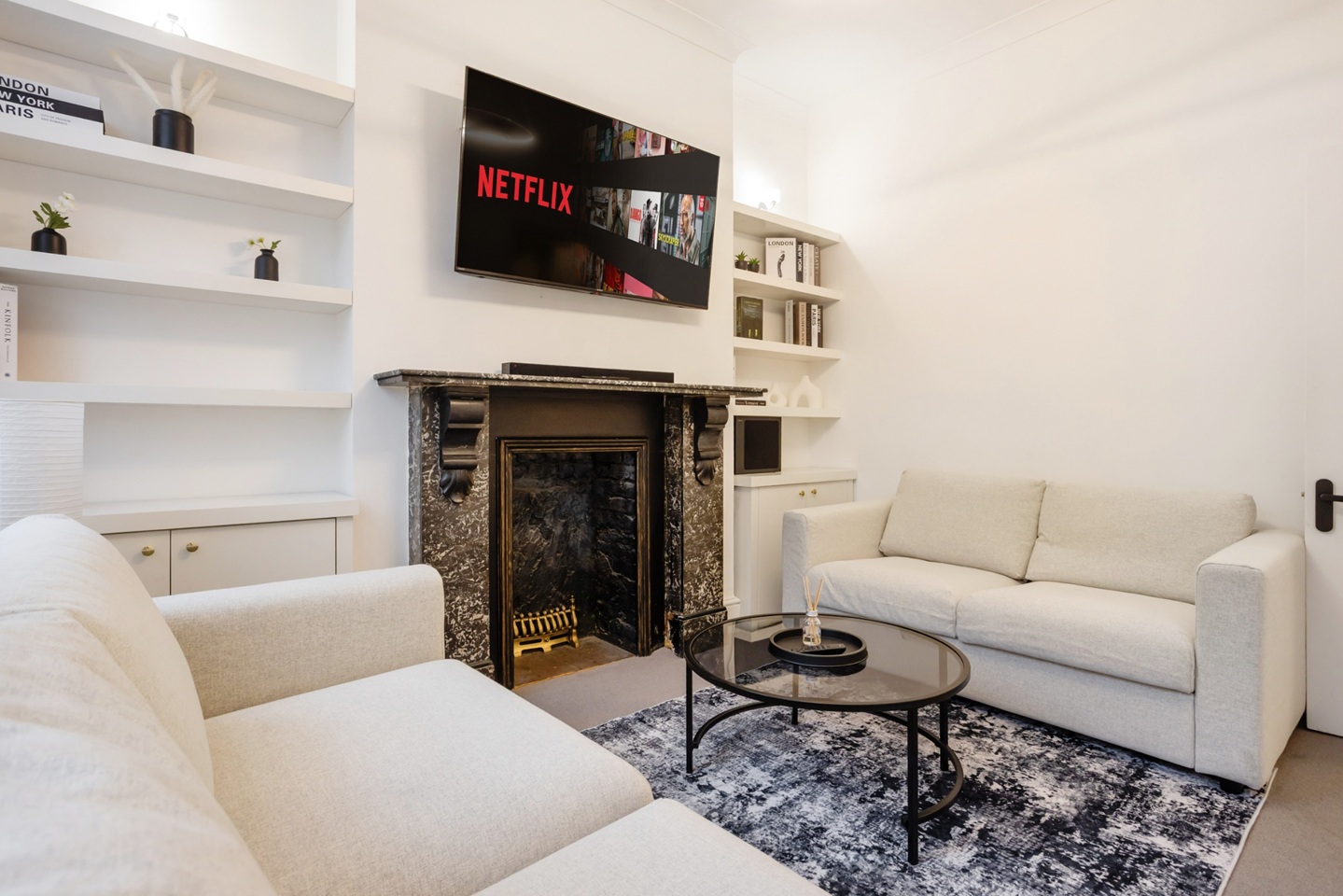 1 Bed Flat, Rossmore Road, NW1 photo 3
