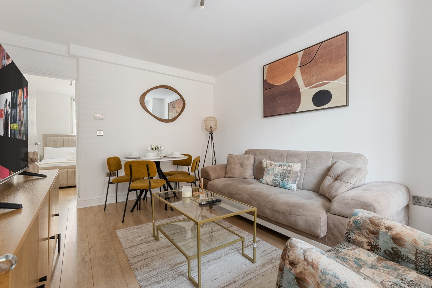 1 Bed Flat, Sheridan Buildings, WC2B photo 2