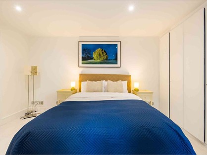 2 Bed Flat, Bourchier Street, W1D