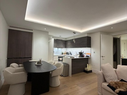 1 Bed Flat, Kensington Gardens Square, W2