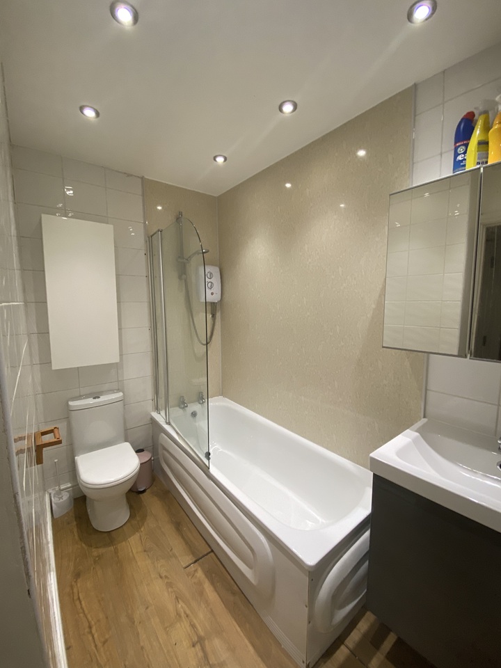 Additional image 6 of 6 Bed Terraced House, Heald Grove, M14, N1 7GU