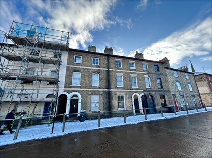 1 Bed Flat, St. Marys Square, CB8