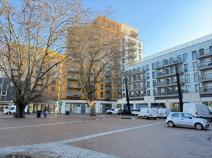 2 Bed Flat, Rathbone Market, E16