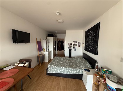 Studio Flat, Jamaica Street, L1