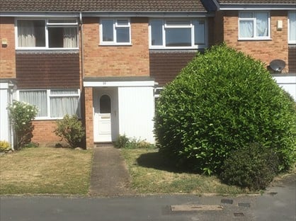 3 Bed Terraced House, Egmont Road, KT12