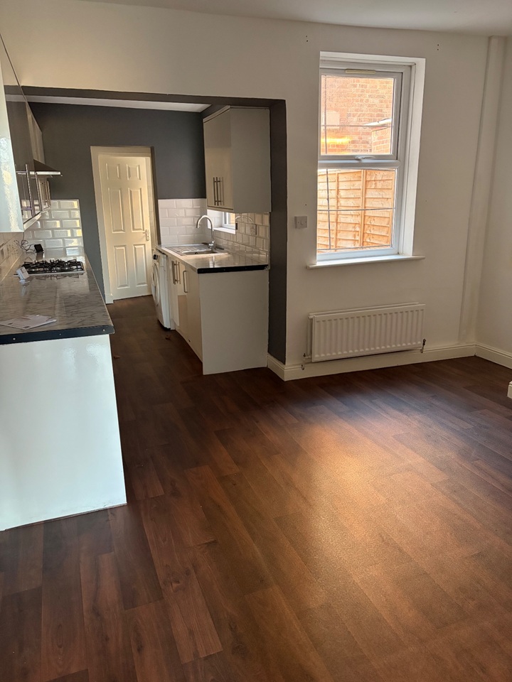 Wolverhampton - 3 Bed Terraced House, Thornley Street, WV1 - To Rent ...