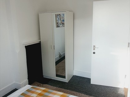 Room in a Shared Flat, Upper Stone St, ME15