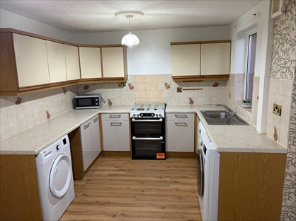 2 Bed Semi-Detached House, Rosebank Gardens, LS3