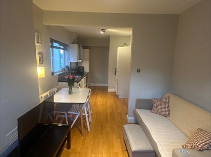 1 Bed Flat, Fawe Park Road, SW15